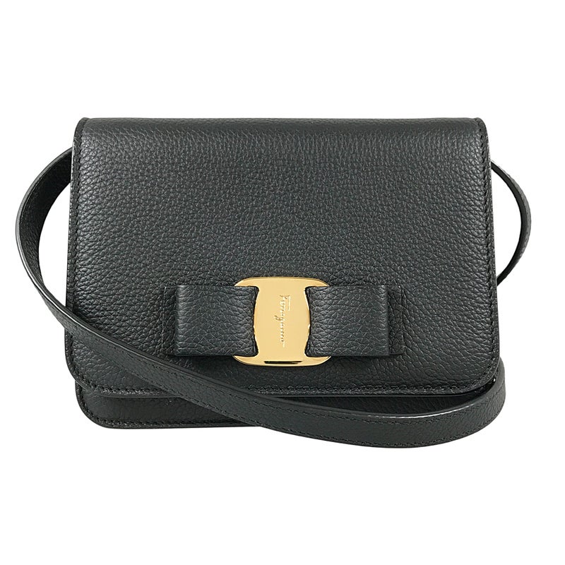 サルヴァトーレフェラガモ ショルダーバッグ