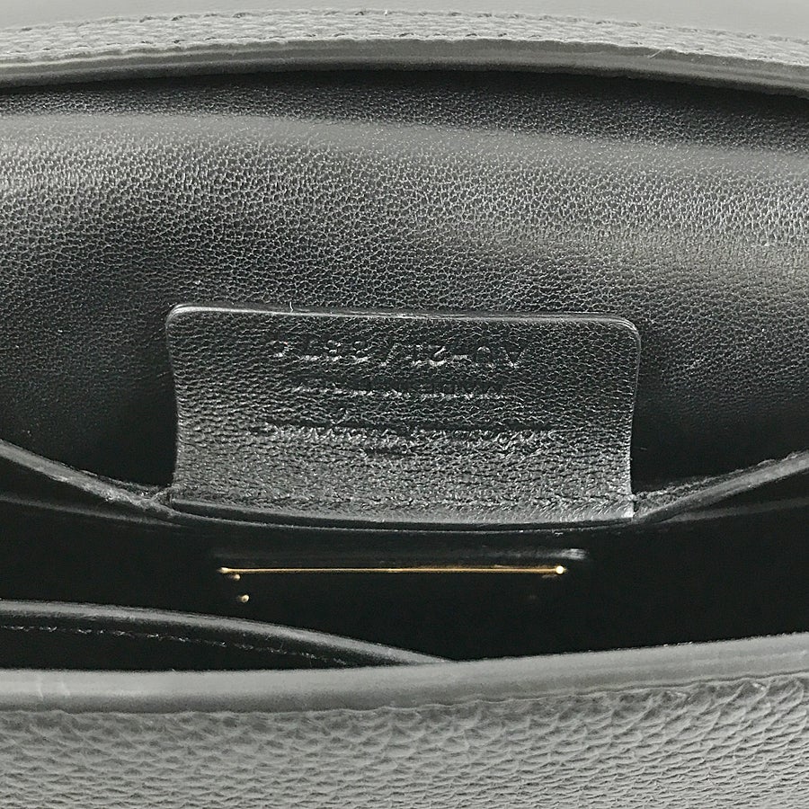 サルヴァトーレフェラガモ ショルダーバッグ