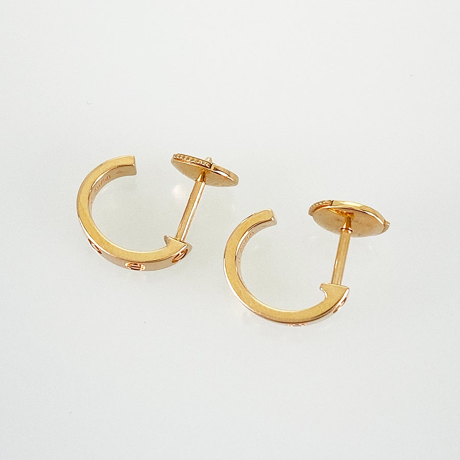 カルティエ ピアス