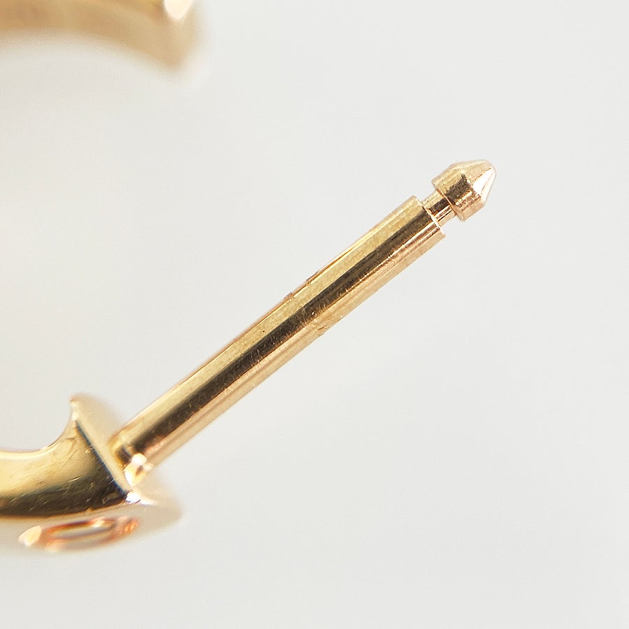 カルティエ ピアス