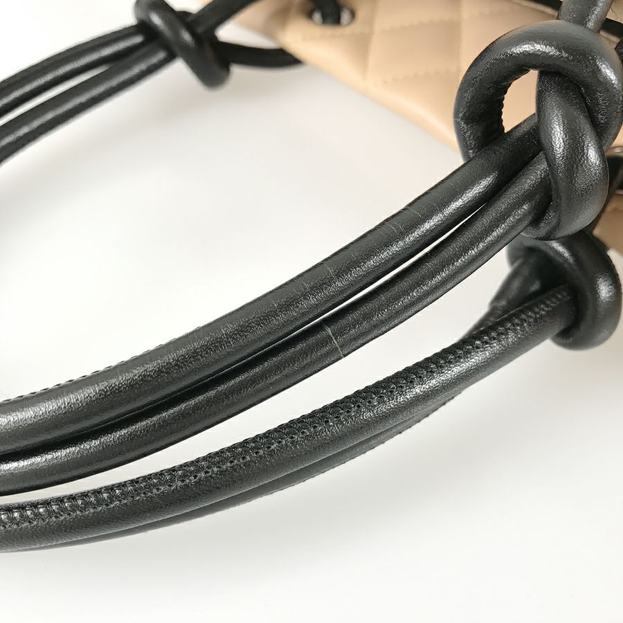 シャネル トートバッグ