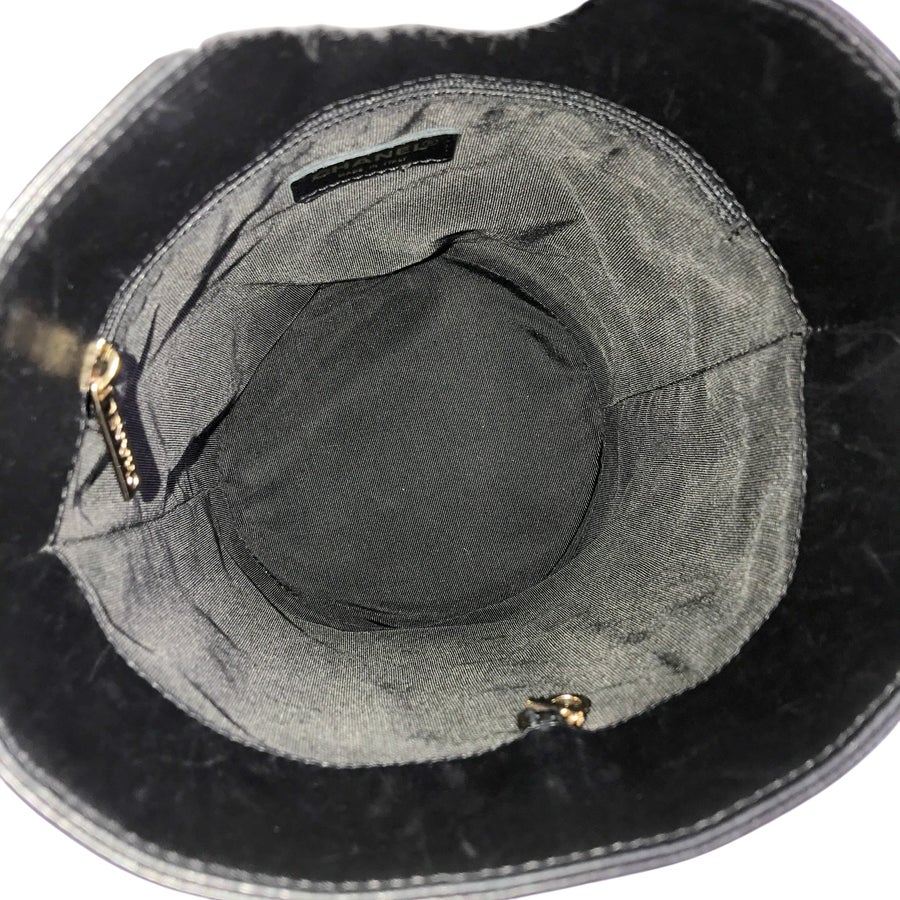 シャネル ショルダーバッグ