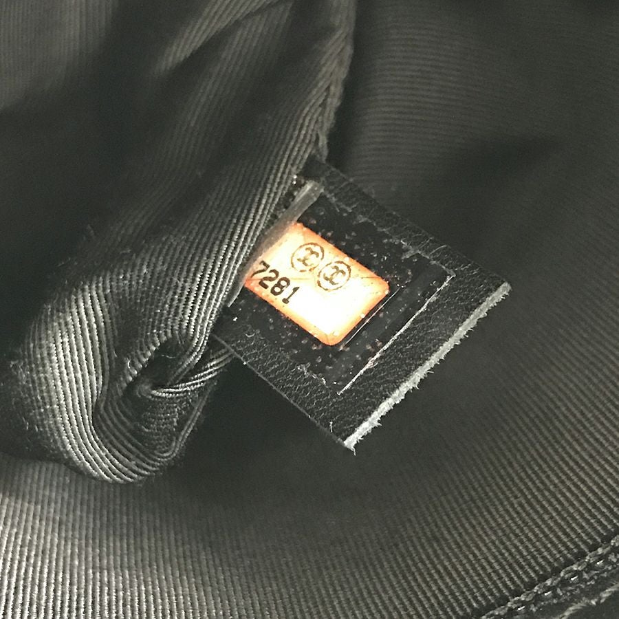 シャネル ショルダーバッグ