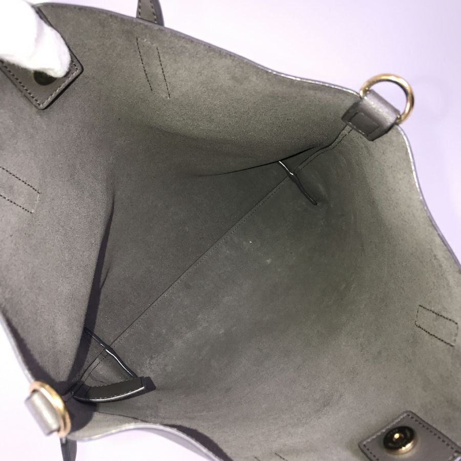 イヴ・サンローラン トートバッグ