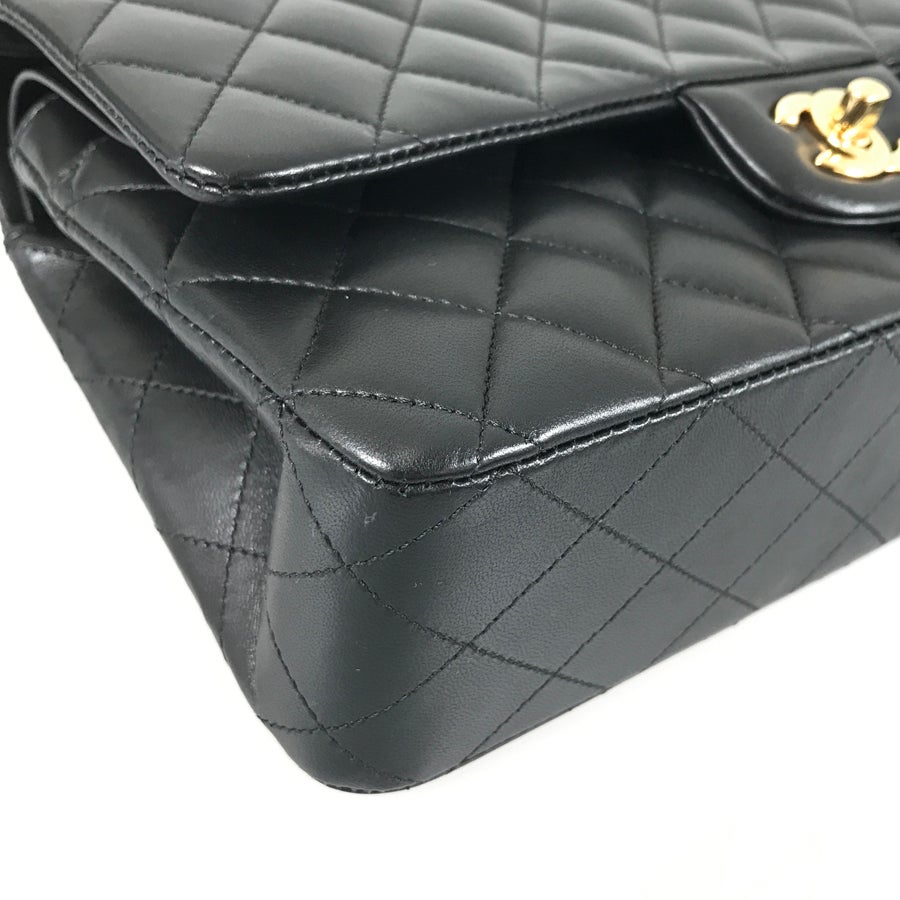 シャネル ショルダーバッグ