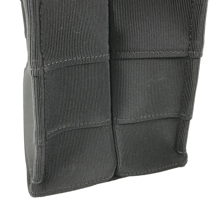 サルヴァトーレフェラガモ トートバッグ