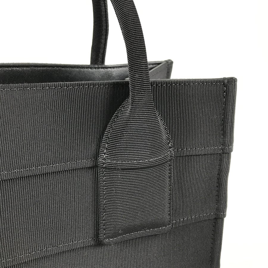 サルヴァトーレフェラガモ トートバッグ