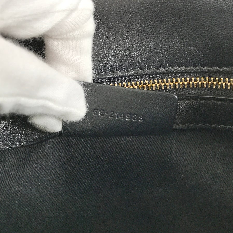 サルヴァトーレフェラガモ トートバッグ