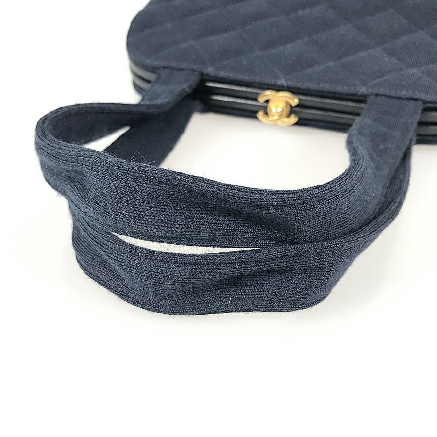 シャネル ハンドバッグ