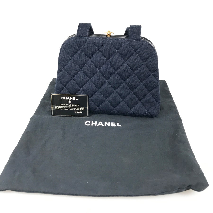 シャネル ハンドバッグ