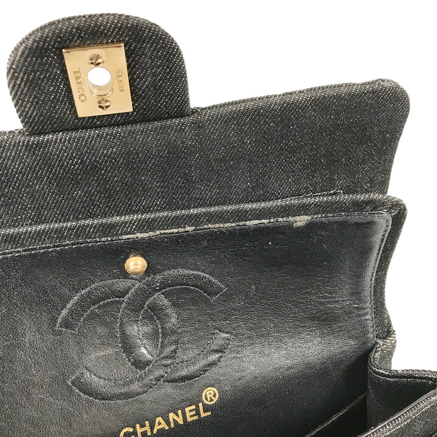 シャネル ショルダーバッグ