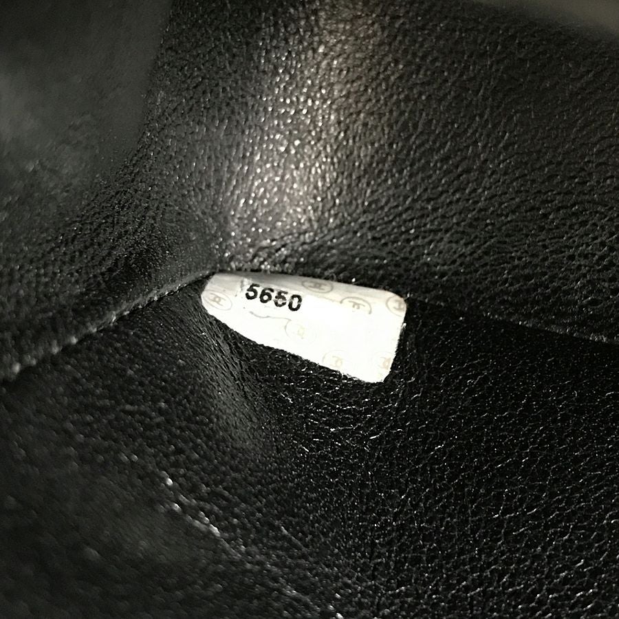 シャネル ショルダーバッグ