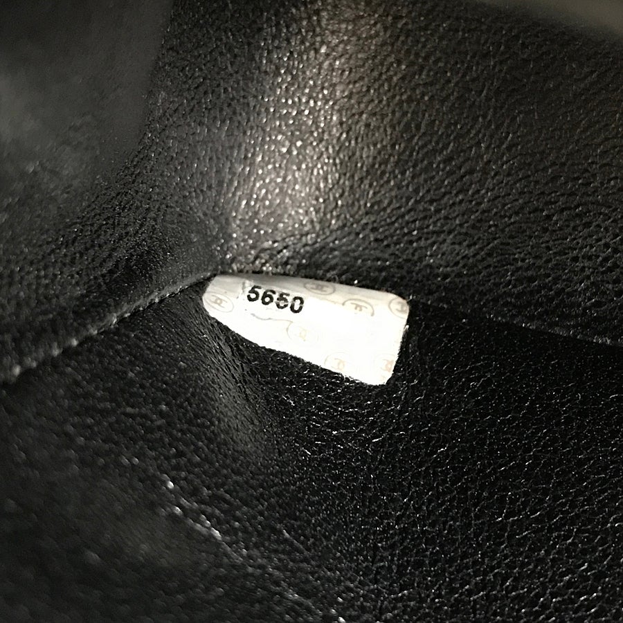 シャネル ショルダーバッグ