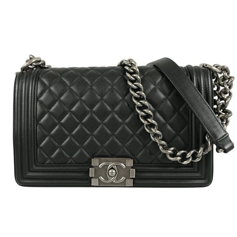 シャネル ショルダーバッグ