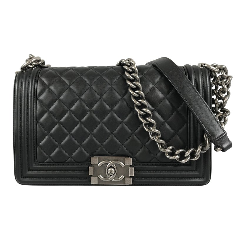 シャネル ショルダーバッグ