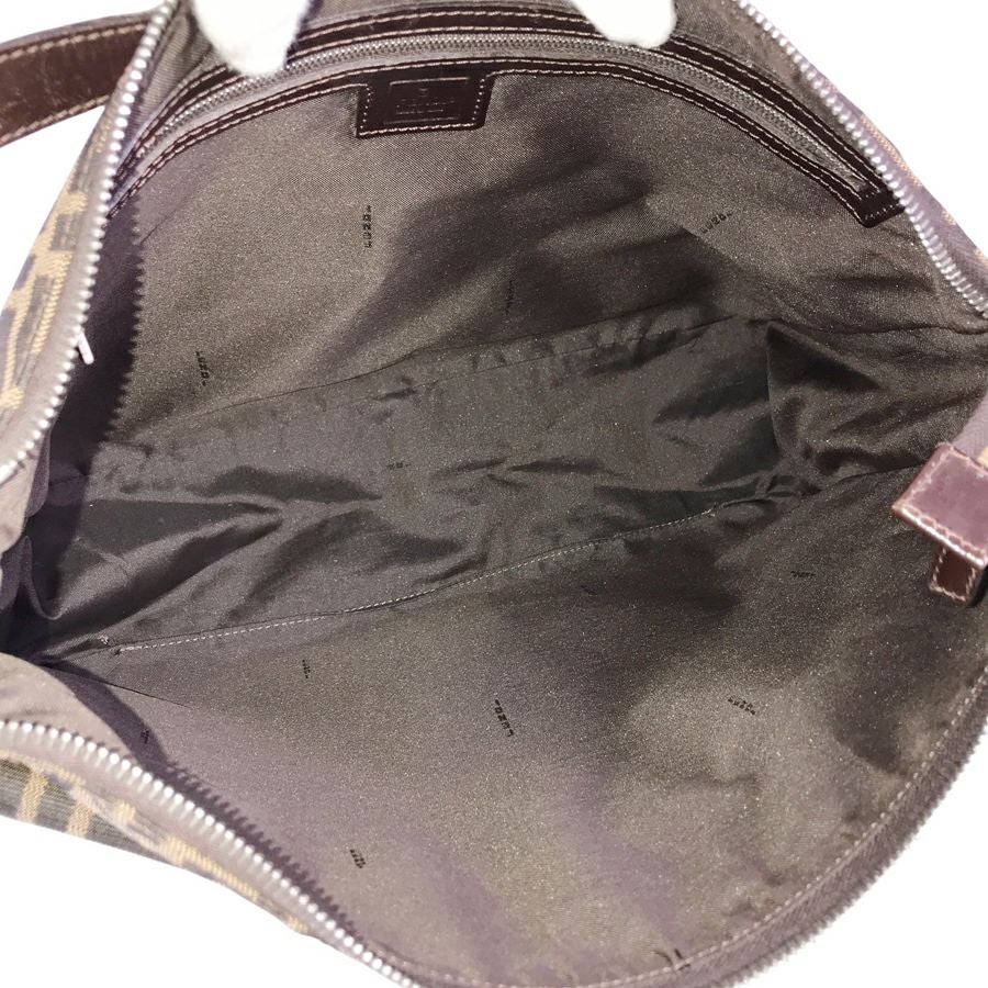 フェンディ ショルダーバッグ