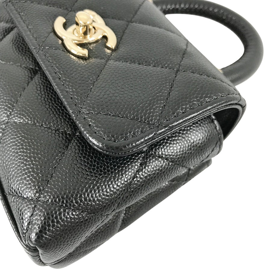 シャネル ショルダーバッグ