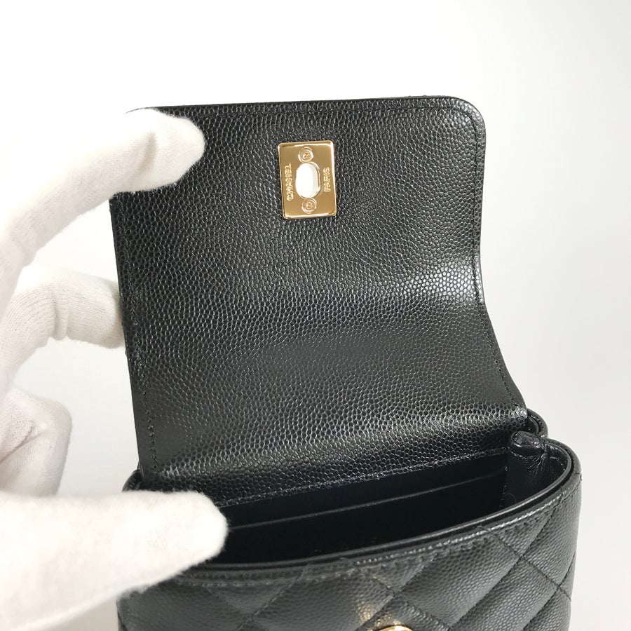 シャネル ショルダーバッグ