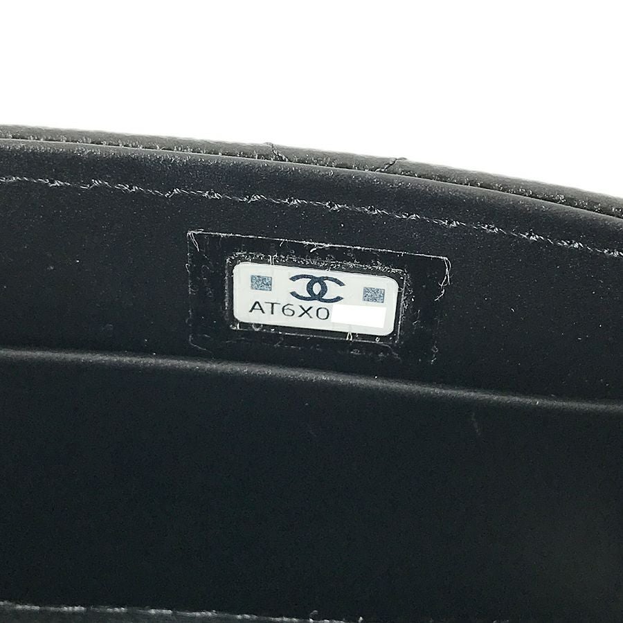 シャネル ショルダーバッグ