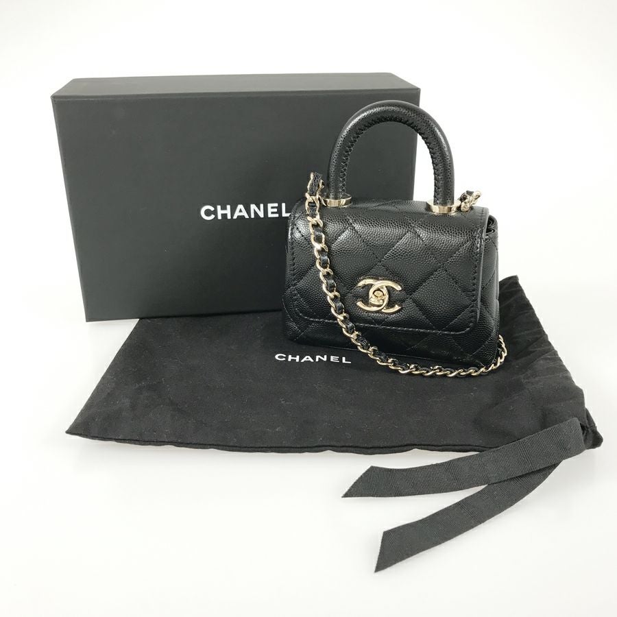 シャネル ショルダーバッグ