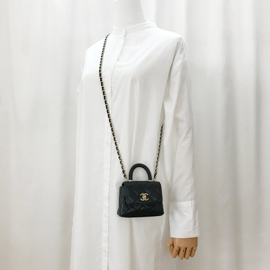 シャネル ショルダーバッグ