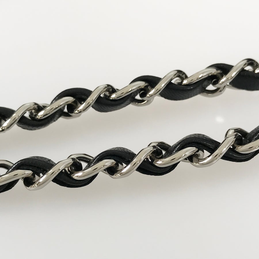 シャネル ショルダーバッグ