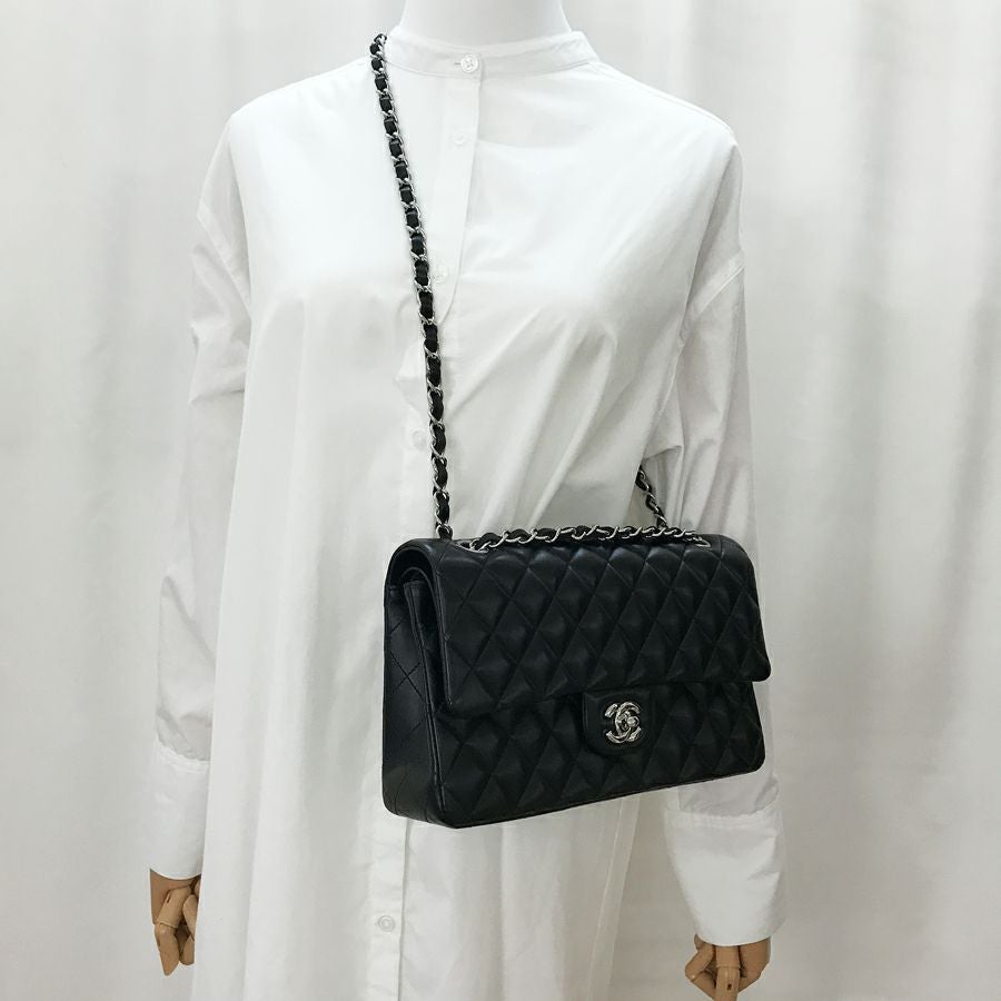シャネル ショルダーバッグ