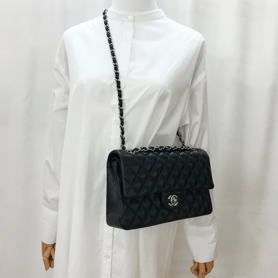 シャネル ショルダーバッグ