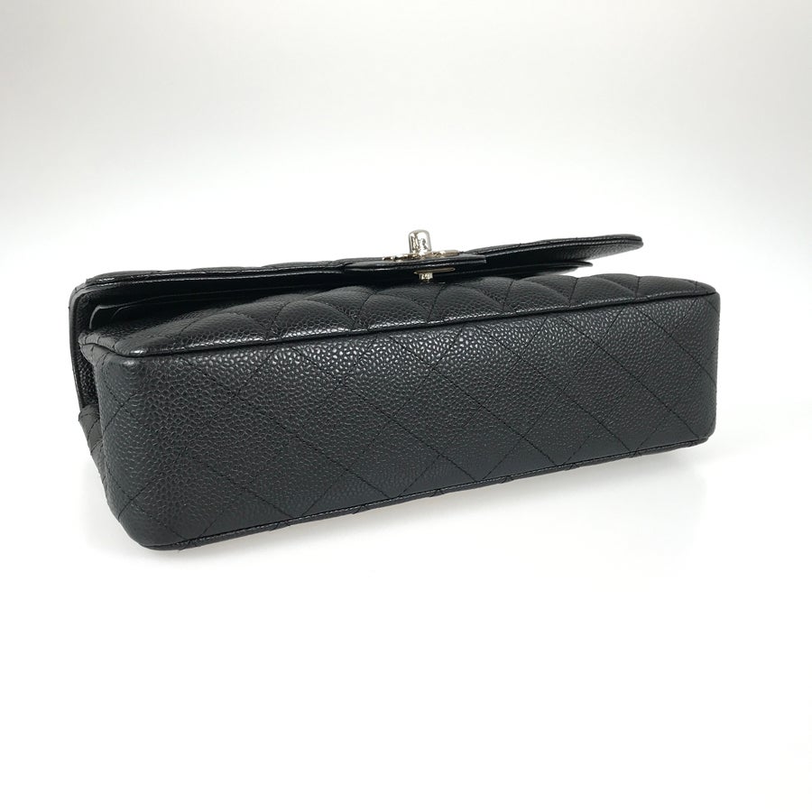 シャネル ショルダーバッグ