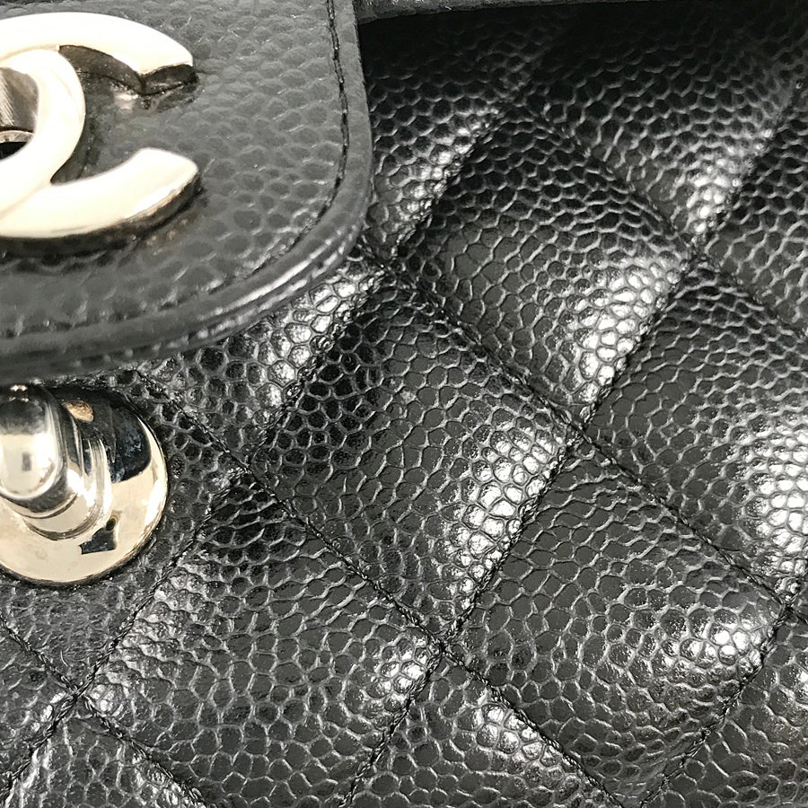 シャネル ショルダーバッグ