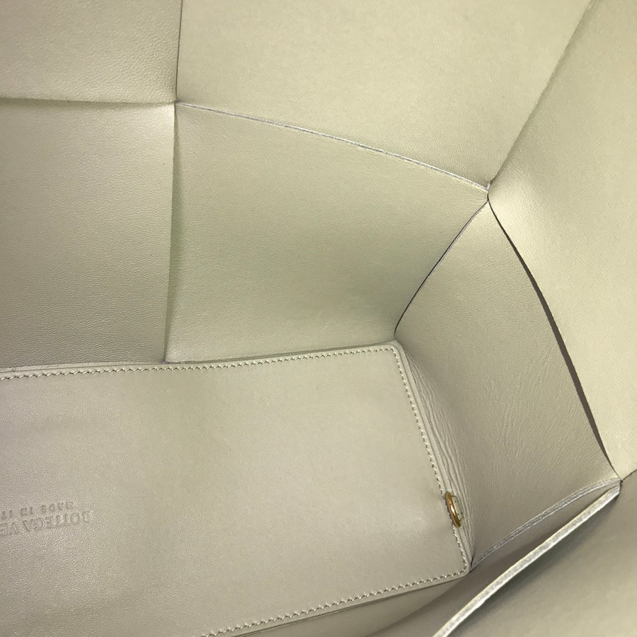 ボッテガヴェネタ トートバッグ