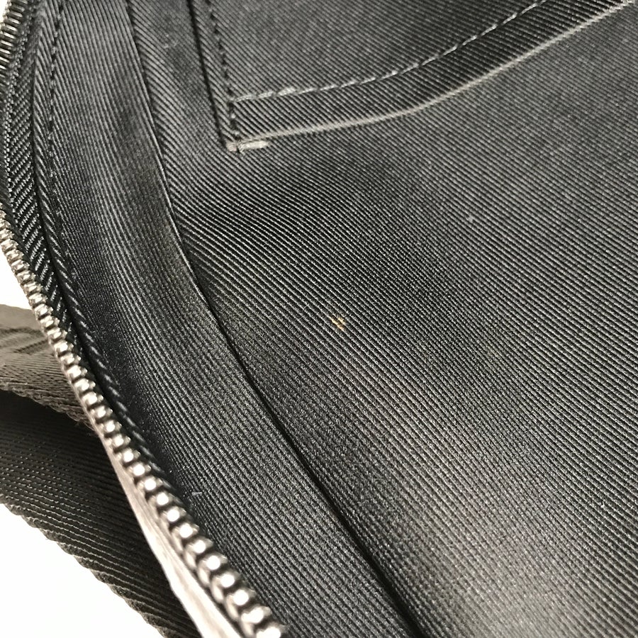 ルイ・ヴィトン ボディバッグ