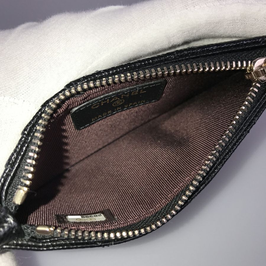 シャネル フラグメントケース