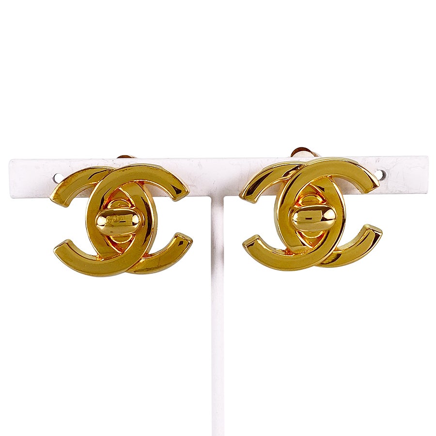 シャネル イヤリング