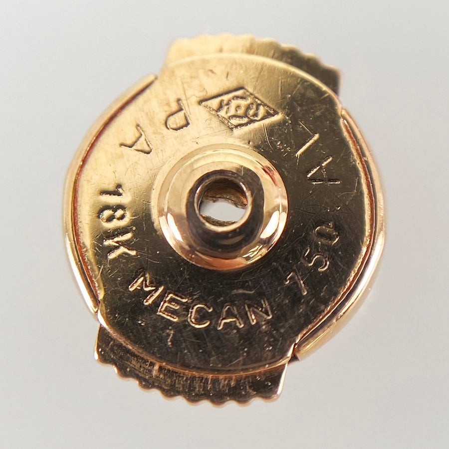 カルティエ ピアス