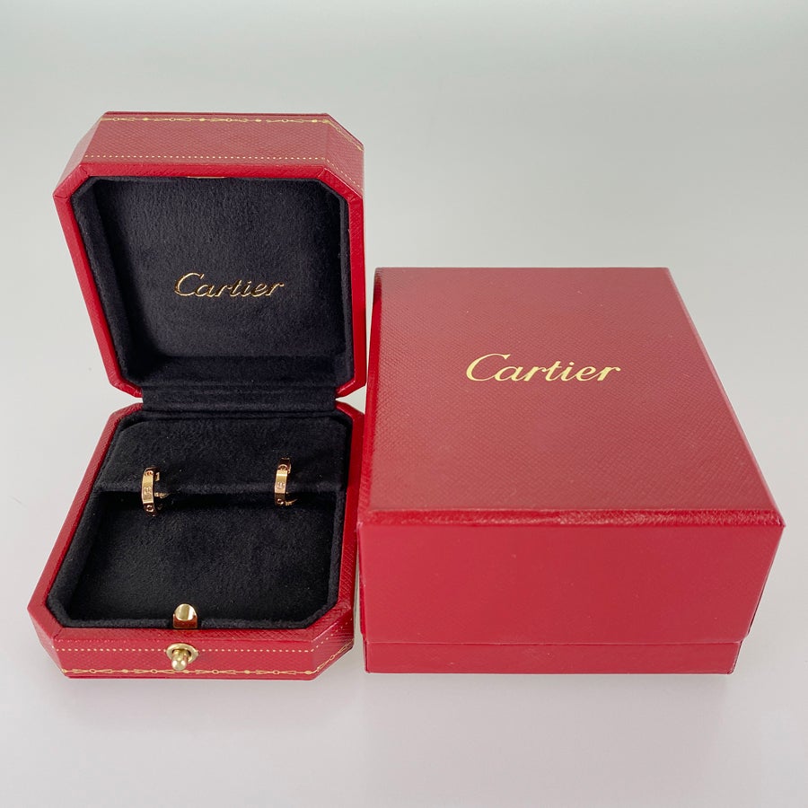 カルティエ ピアス