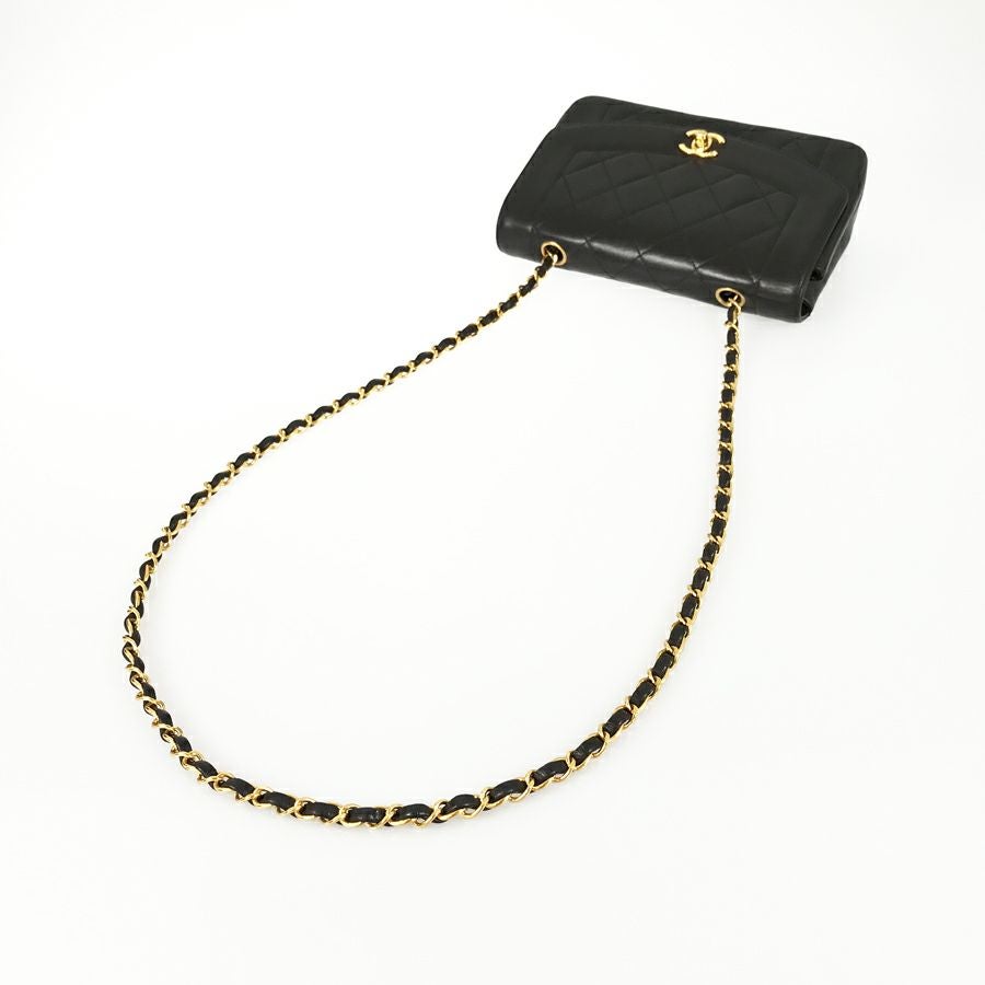 シャネル ショルダーバッグ