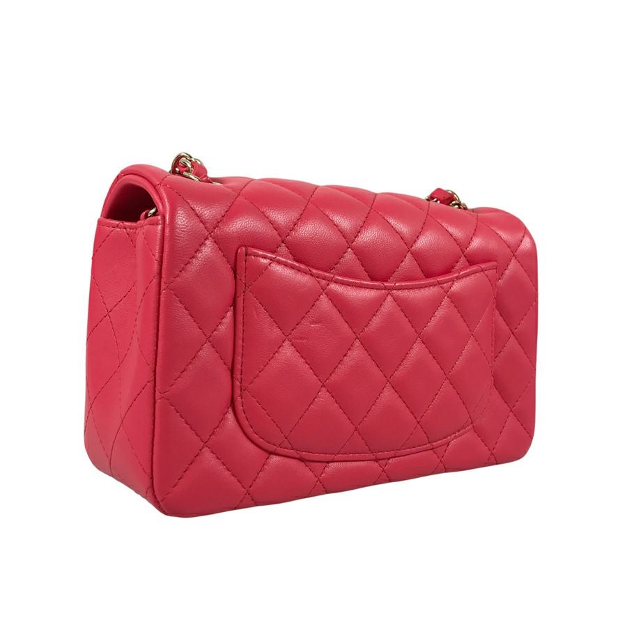 シャネル ショルダーバッグ