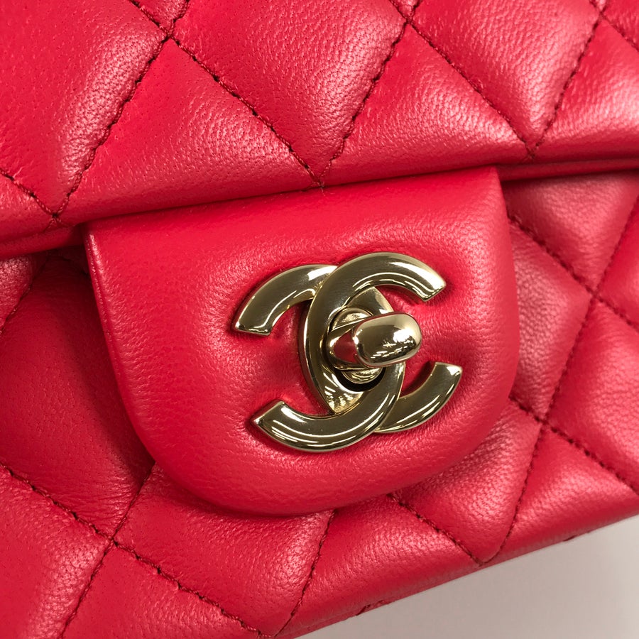 シャネル ショルダーバッグ