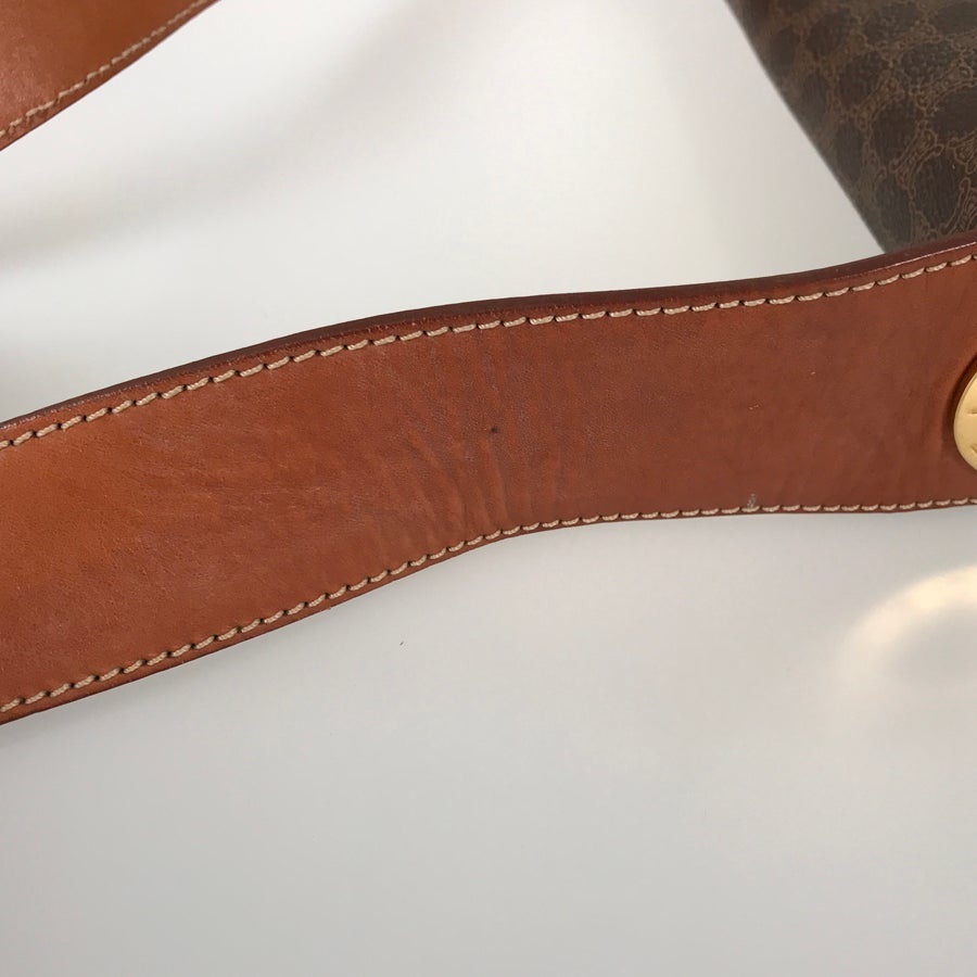 セリーヌ ショルダーバッグ