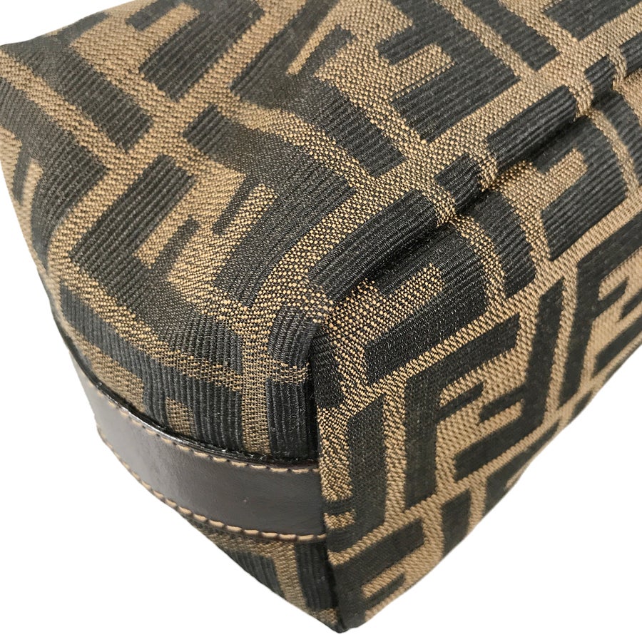 フェンディ バニティケース