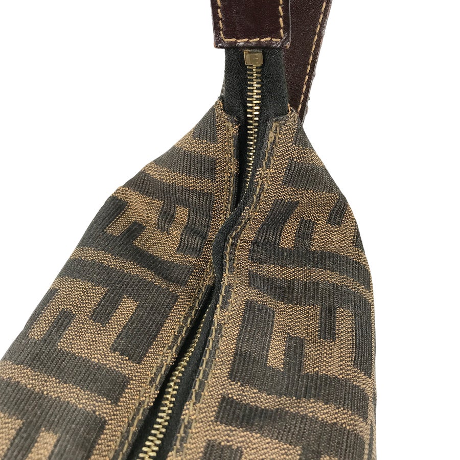 フェンディ バニティケース