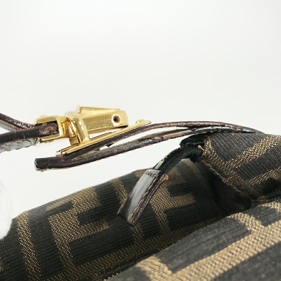 フェンディ バニティケース