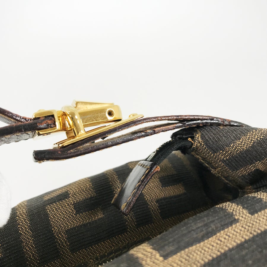 フェンディ バニティケース