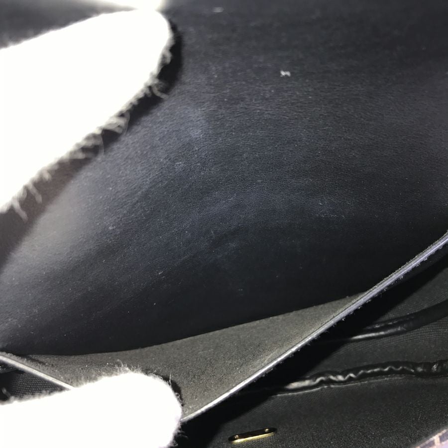 サルヴァトーレフェラガモ ショルダーバッグ