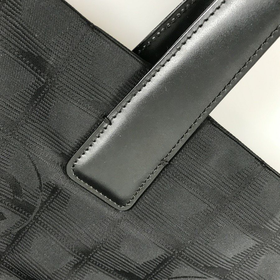 シャネル トートバッグ