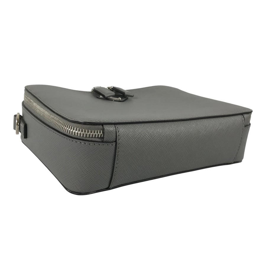 プラダ ハンドバッグ