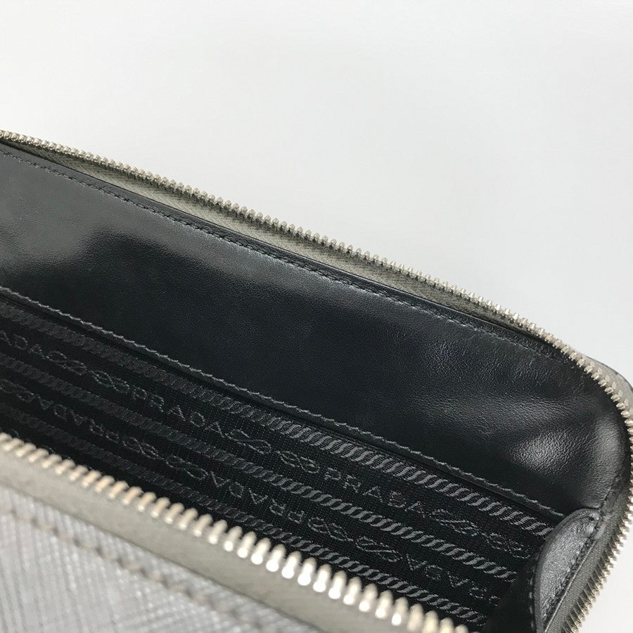 プラダ ハンドバッグ