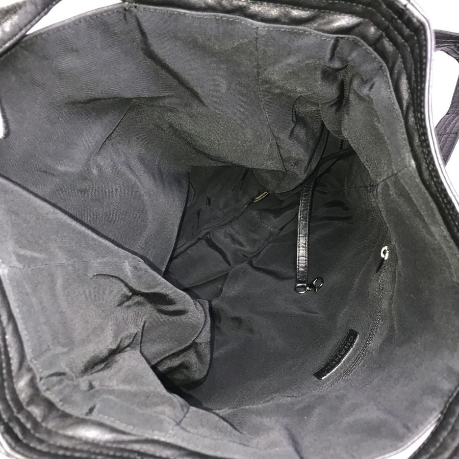 シャネル ショルダーバッグ