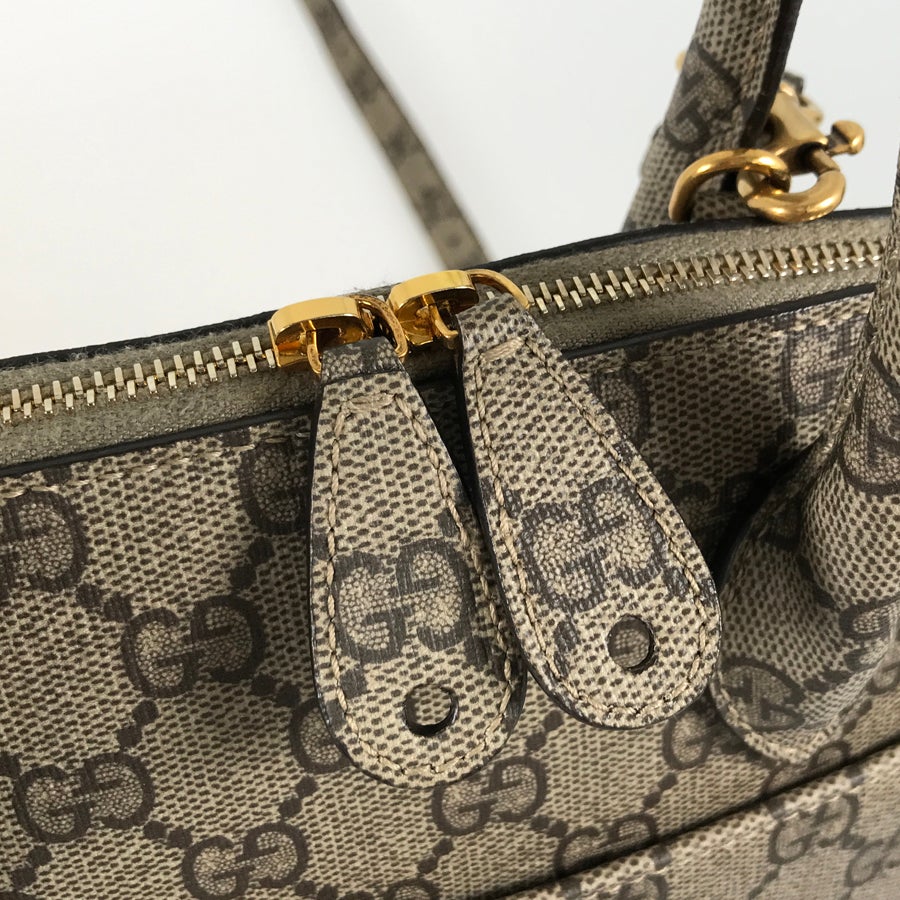 グッチ ハンドバッグ